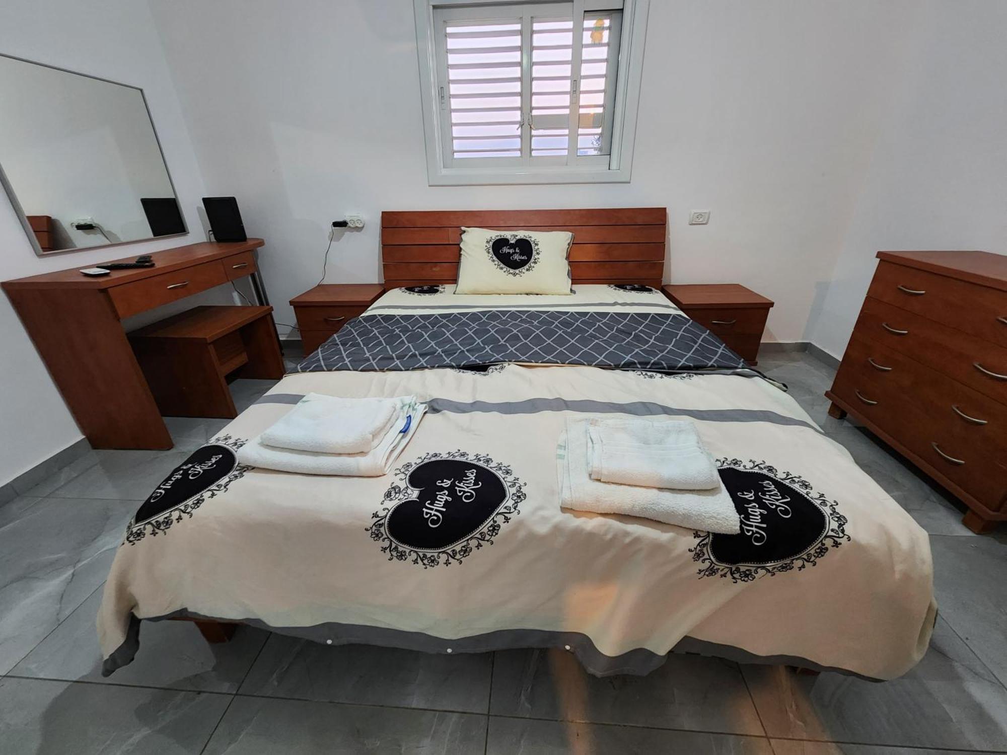 Short Term Stay In Rehovot Central Location Near Nes Ziona Rishon Lezion Jerusalem And Tel Aviv Eksteriør bilde