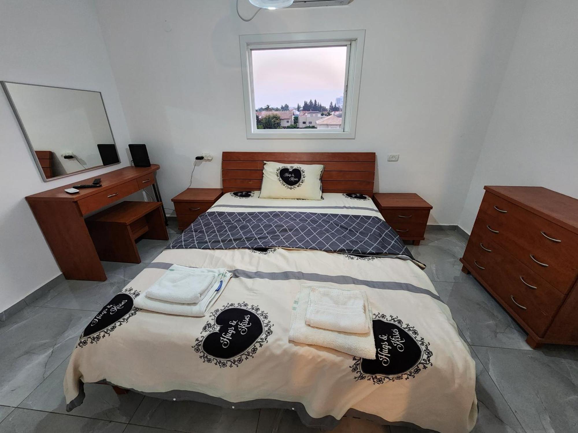 Short Term Stay In Rehovot Central Location Near Nes Ziona Rishon Lezion Jerusalem And Tel Aviv Eksteriør bilde