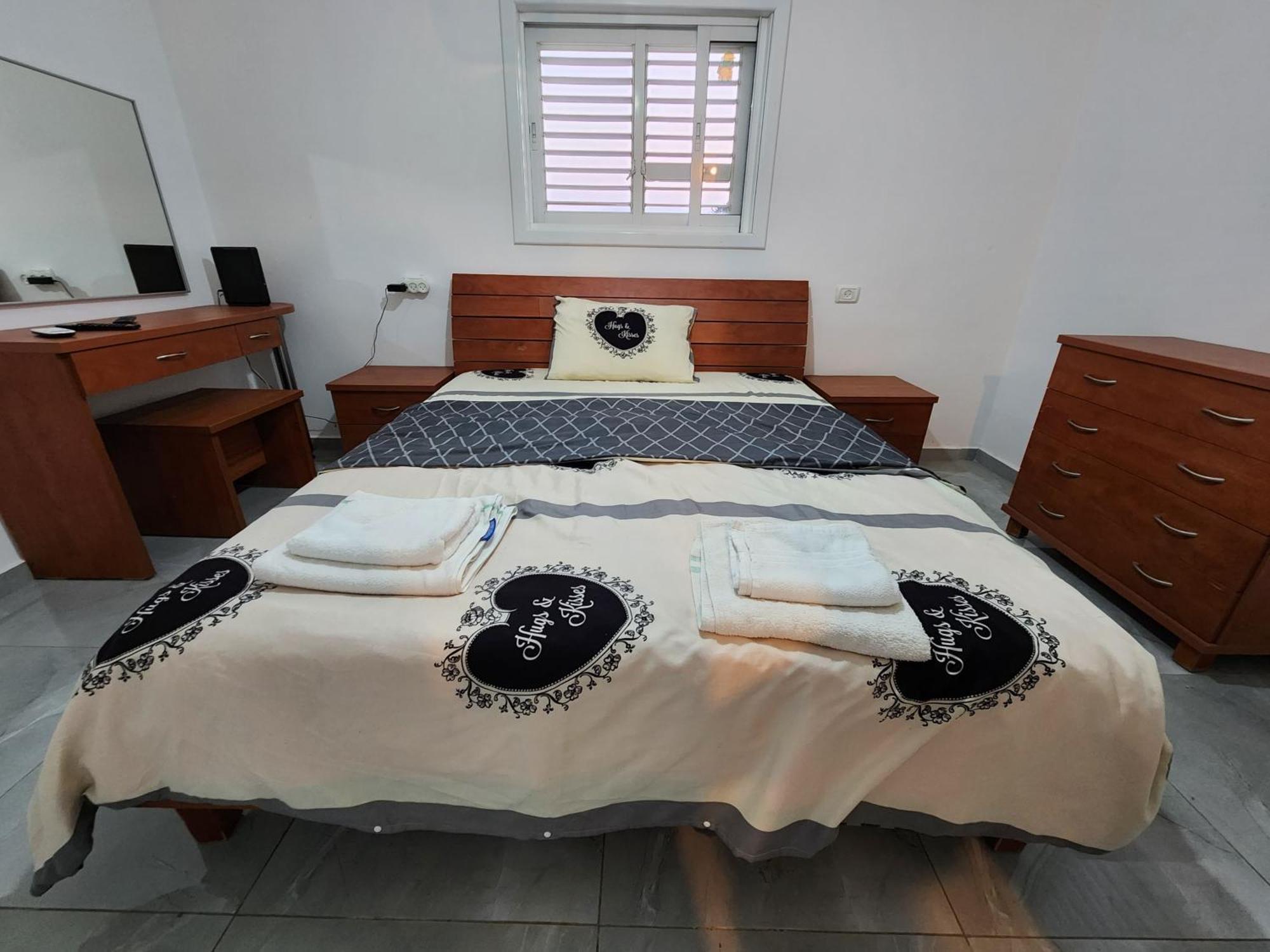 Short Term Stay In Rehovot Central Location Near Nes Ziona Rishon Lezion Jerusalem And Tel Aviv Eksteriør bilde